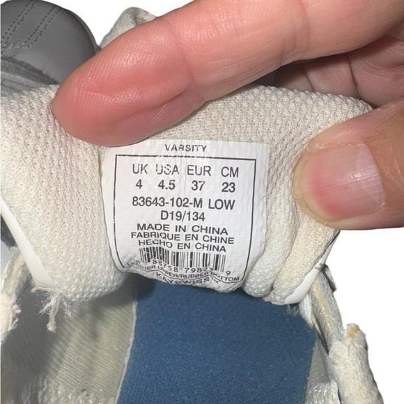 🔷 K-Swiss Women's Tennis Shoes - Picture 8 of 11